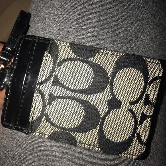 Coach ID Holder - Picture 2 of 3